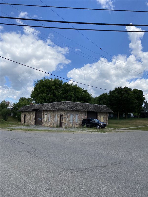 Attica - Attica 7-11-2020 (newer photo)